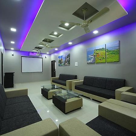 Hotel Sourabh Garden Shirol Luaran gambar
